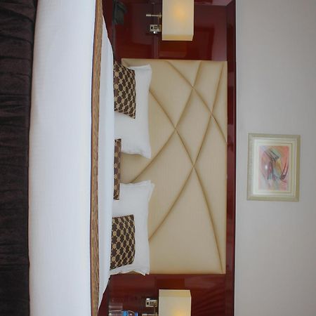 De Rembrandt Hotels And Suites Ikeja Extérieur photo
